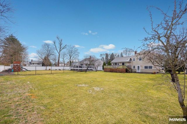 327 Webster Drive, New Milford, NJ 07646