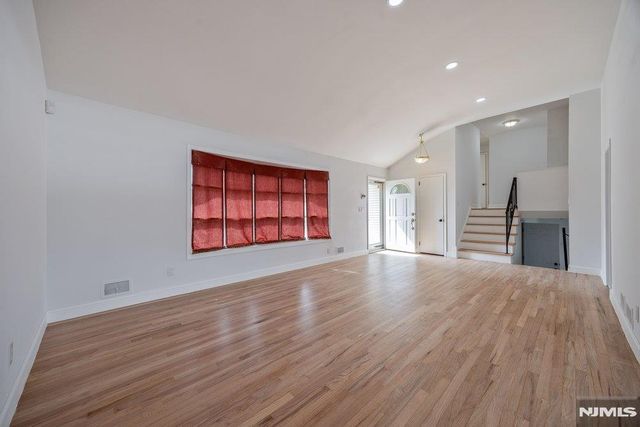 327 Webster Drive, New Milford, NJ 07646