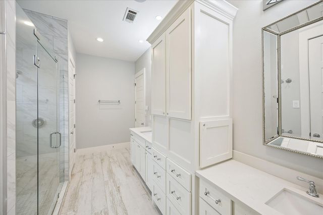 1519 Richelieu Lane, Houston, TX 77018