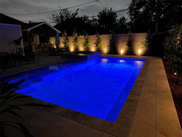 1519 Richelieu Lane, Houston, TX 77018