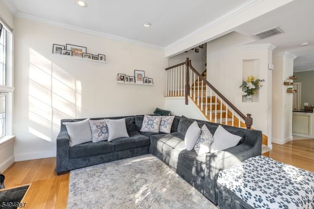 10 Witherspoon Ct, Morris Twp., NJ 07960