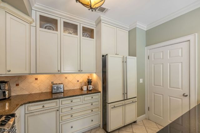 10 Witherspoon Ct, Morris Twp., NJ 07960