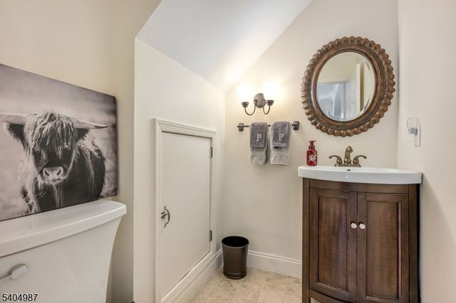 10 Witherspoon Ct, Morris Twp., NJ 07960