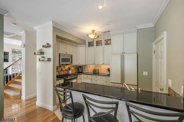 10 Witherspoon Ct, Morris Twp., NJ 07960