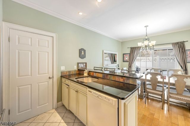 10 Witherspoon Ct, Morris Twp., NJ 07960