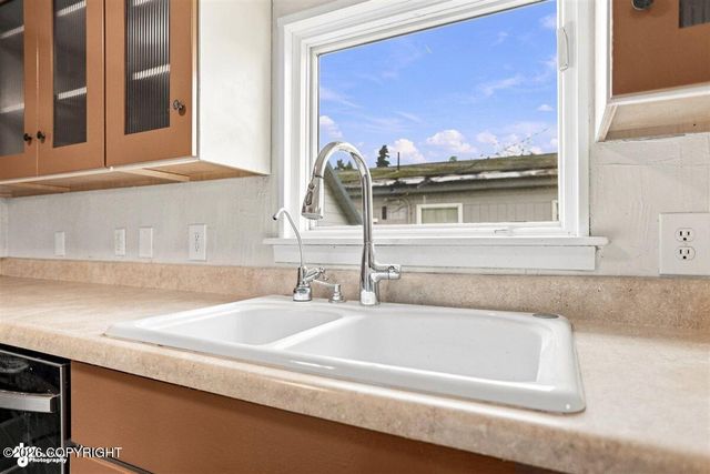 917 Cordova Street, Anchorage, AK 99501