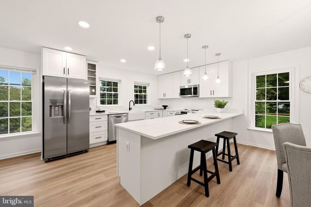 1570 WESTMORELAND ST, Mclean, VA 22101