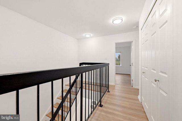 1570 WESTMORELAND ST, Mclean, VA 22101