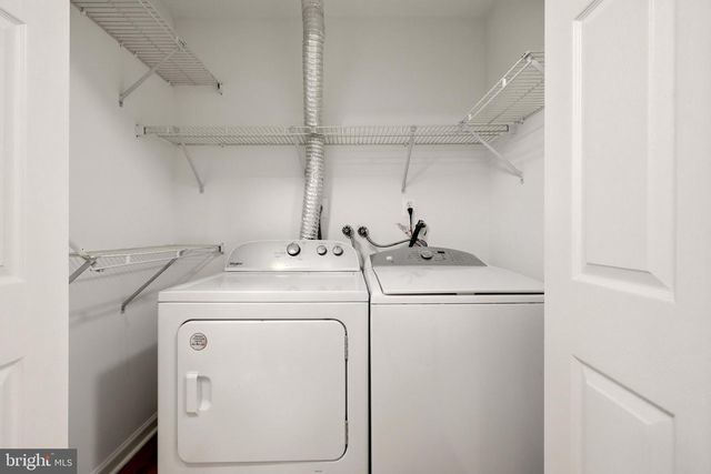 1570 WESTMORELAND ST, Mclean, VA 22101