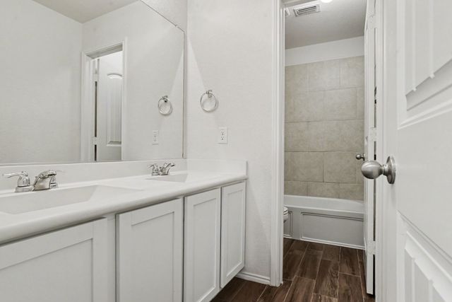506 Robinson Way, Fate, TX 75189