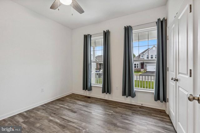 219 N HERON CIR, New Castle, DE 19720