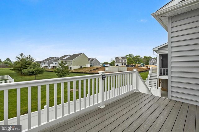 219 N HERON CIR, New Castle, DE 19720