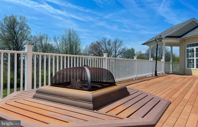 219 N HERON CIR, New Castle, DE 19720