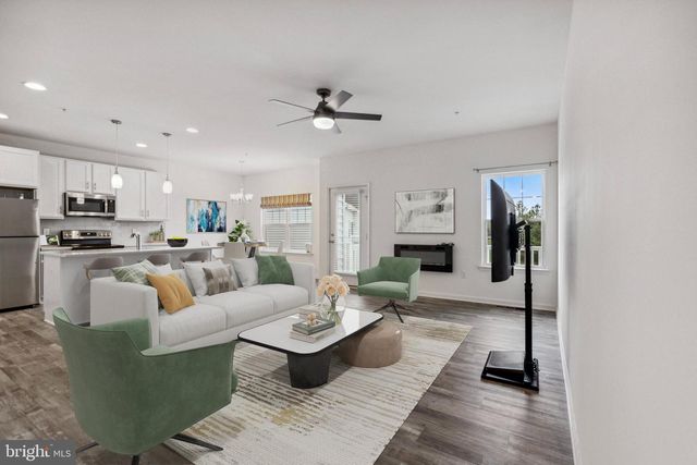 219 N HERON CIR, New Castle, DE 19720