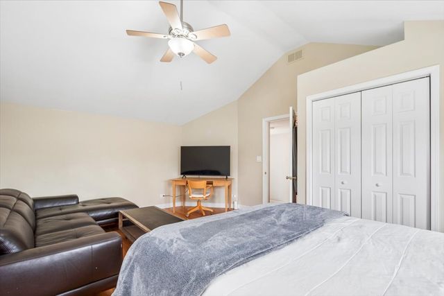 291 Lionel Road, Riverside, IL 60546