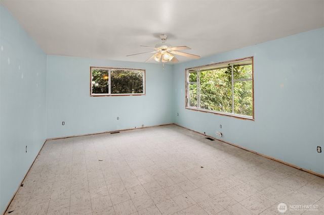 33313 SE 42nd Street, Fall City, WA 98024