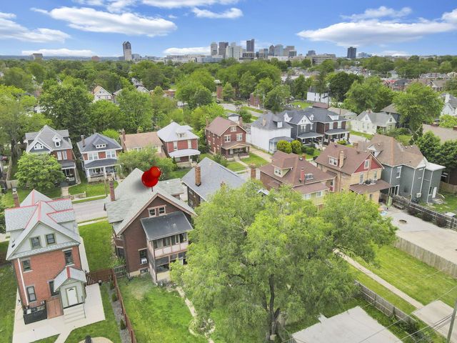 866 S Champion Avenue, Columbus, OH 43206