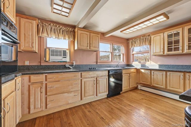 12 Sebago Road, Carmel, NY 10512