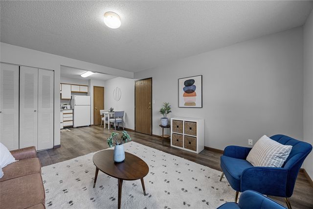 930B Boston Way 2, Coralville, IA 52241