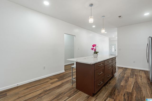 7000 3RD AVENUE, Birmingham, AL 35206