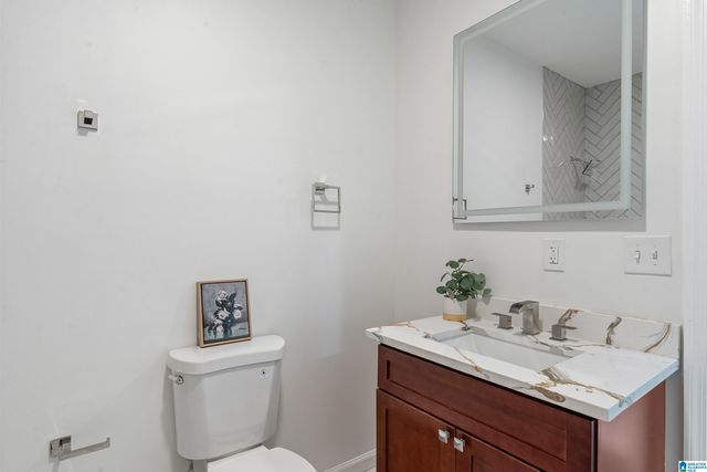 7000 3RD AVENUE, Birmingham, AL 35206