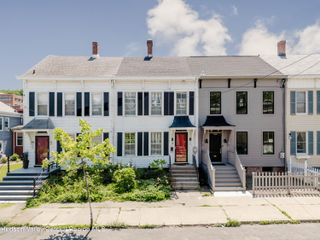 24 8th Street, Hudson, NY 12534