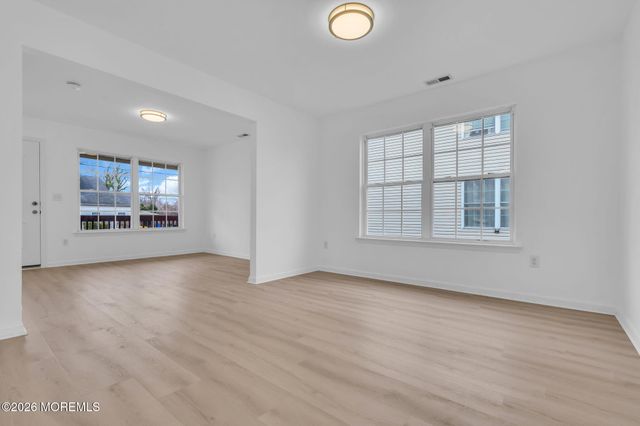 723 Woodland Avenue, Burlington City, NJ 08016