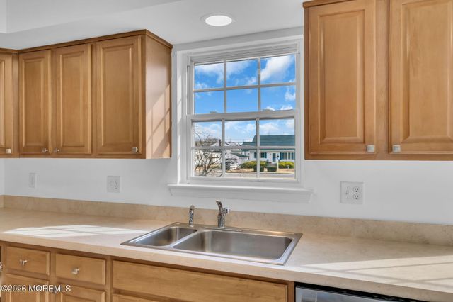 723 Woodland Avenue, Burlington City, NJ 08016