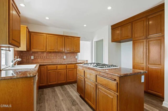 2346 Sunset Drive, Ventura, CA 93001