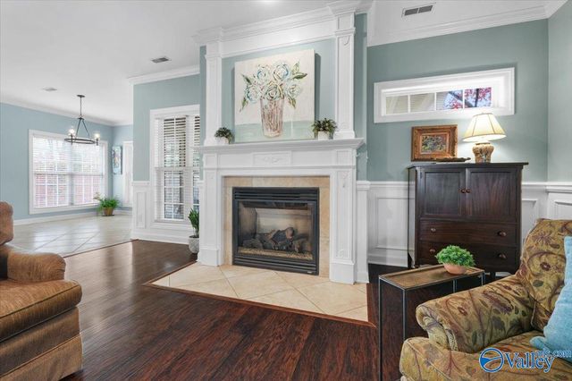 2901 Merwin Drive SE, Owens Cross Roads, AL 35763