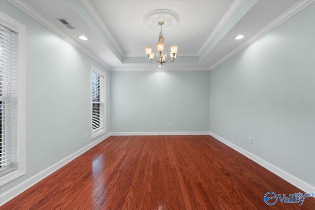 2901 Merwin Drive SE, Owens Cross Roads, AL 35763