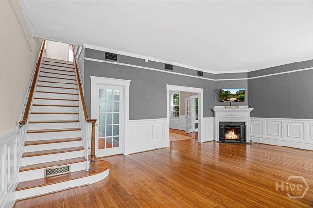 202 E 49th Street, Savannah, GA 31405