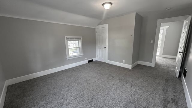 453 Addison Street, Elgin, IL 60120