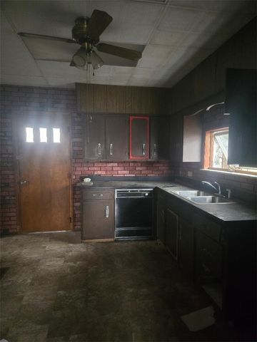 19 John Street, Uniontown, PA 15401