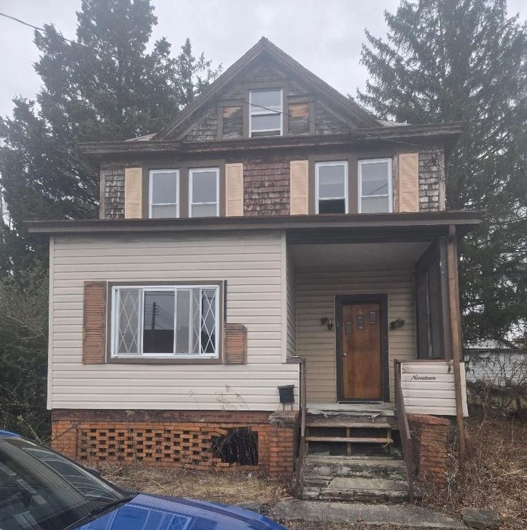 19 John Street, Uniontown, PA 15401