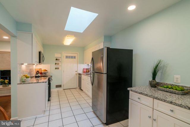 4920 BAFFIN BAY LN, Rockville, MD 20853