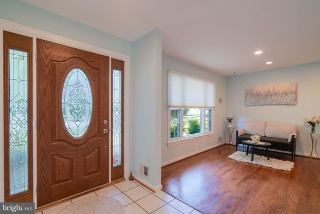 4920 BAFFIN BAY LN, Rockville, MD 20853