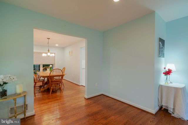 4920 BAFFIN BAY LN, Rockville, MD 20853