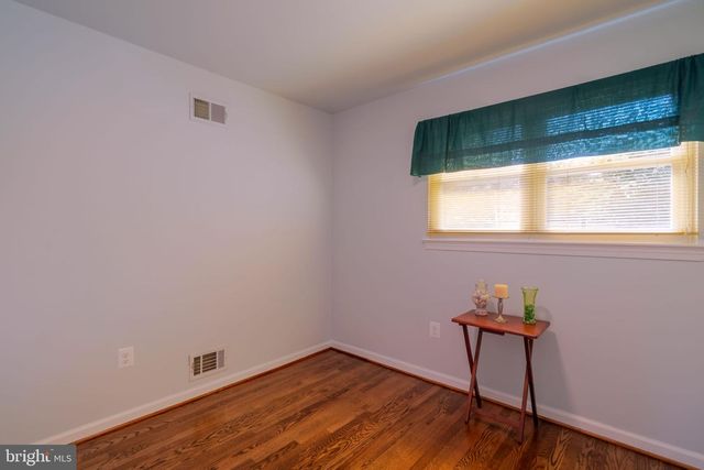 4920 BAFFIN BAY LN, Rockville, MD 20853