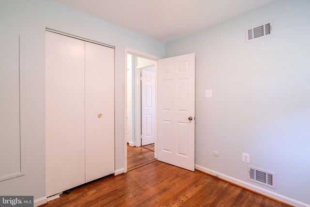 4920 BAFFIN BAY LN, Rockville, MD 20853