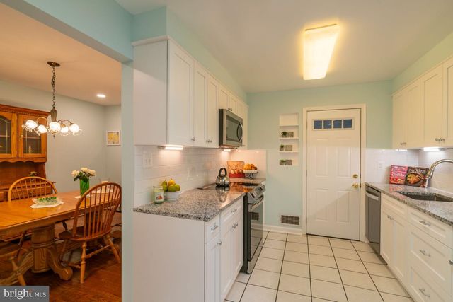4920 BAFFIN BAY LN, Rockville, MD 20853