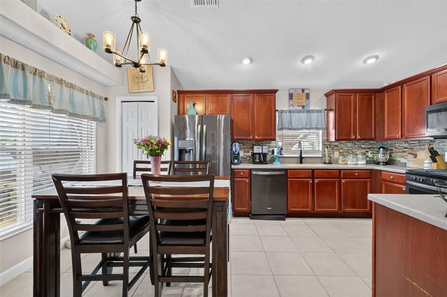 36809 MERIDIAN CIRCLE, Grand Island, FL 32735