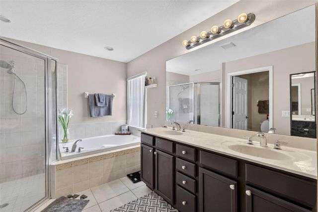 36809 MERIDIAN CIRCLE, Grand Island, FL 32735