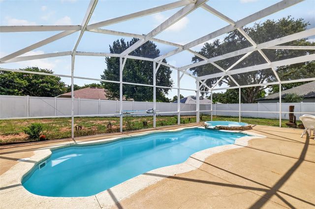 36809 MERIDIAN CIRCLE, Grand Island, FL 32735
