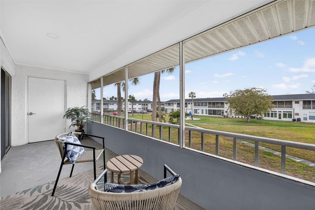 102 46TH AVENUE TERRACE W 402, Bradenton, FL 34207