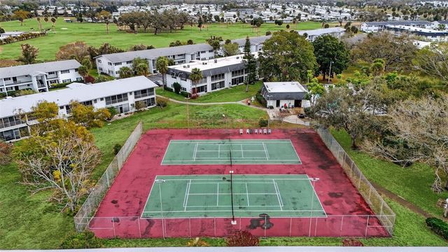 102 46TH AVENUE TERRACE W 402, Bradenton, FL 34207