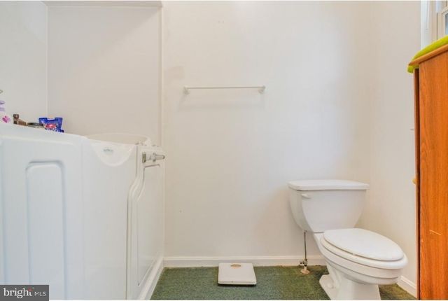 109 HUNTINGTON HILLS LN, Fredericksburg, VA 22401