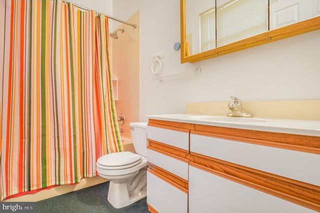 109 HUNTINGTON HILLS LN, Fredericksburg, VA 22401
