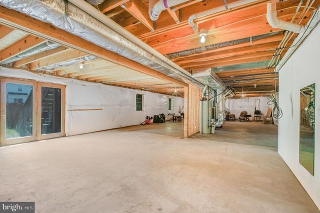 109 HUNTINGTON HILLS LN, Fredericksburg, VA 22401