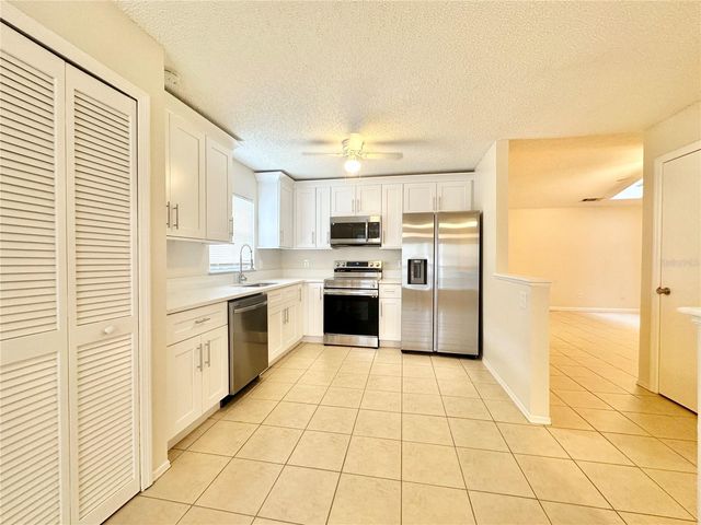 1622 CIMARRON HILLS DRIVE, Apopka, FL 32703